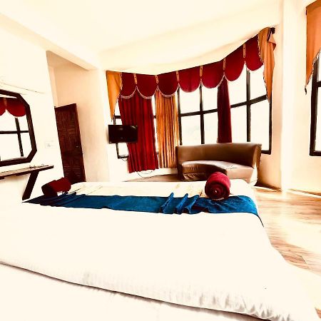 Hotel Hadimba - In City Center Manāli Eksteriør billede