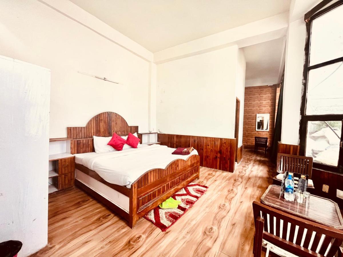 Hotel Hadimba - In City Center Manāli Eksteriør billede